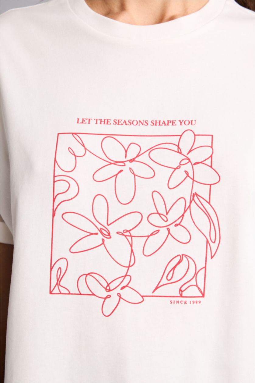 Woman Ecru Oversize Fit Short Sleeve T-Shirt