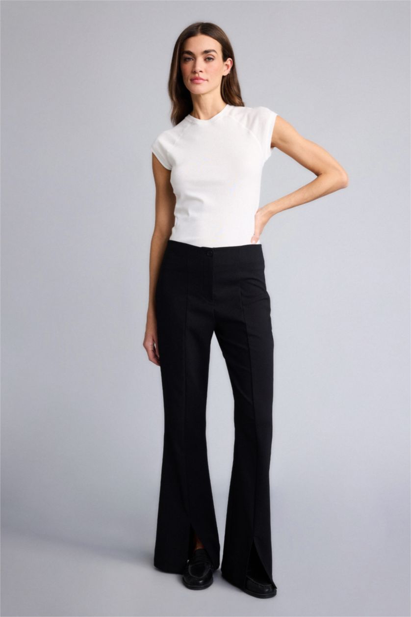 Kadın Siyah Yırtmaç Detaylı Pantolon