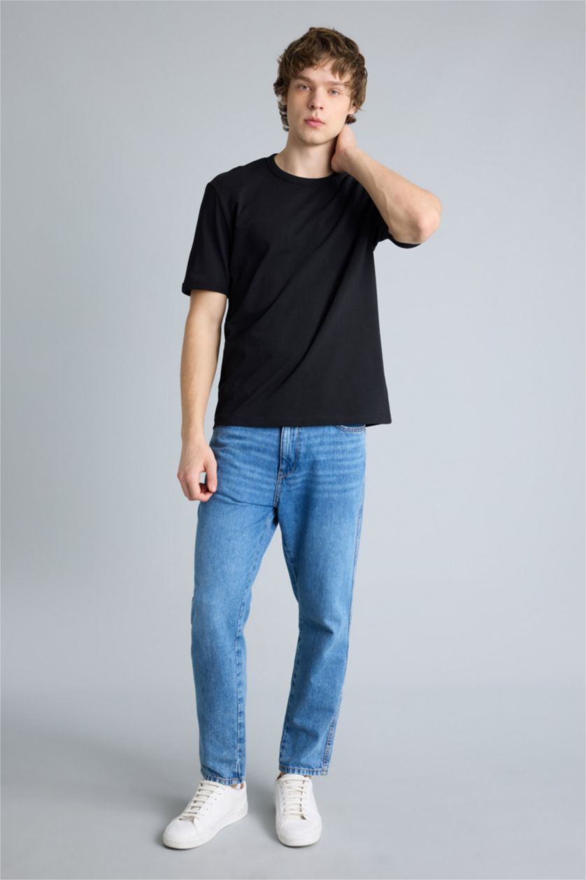 Erkek Siyah Regular Fıt Kısa Kollu Tişört