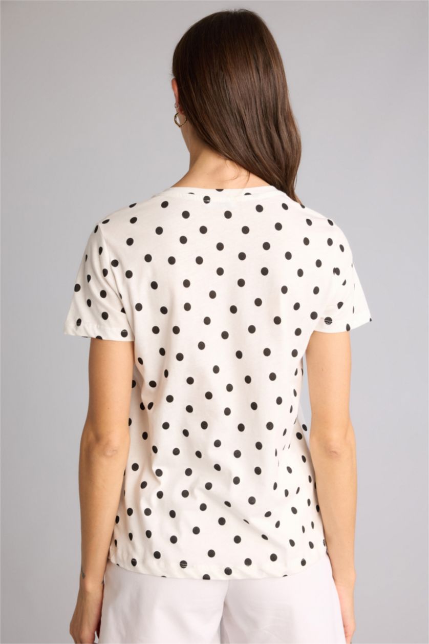 Kadın Ekru Puantiyeli Penye Kısa Kollu Tişört