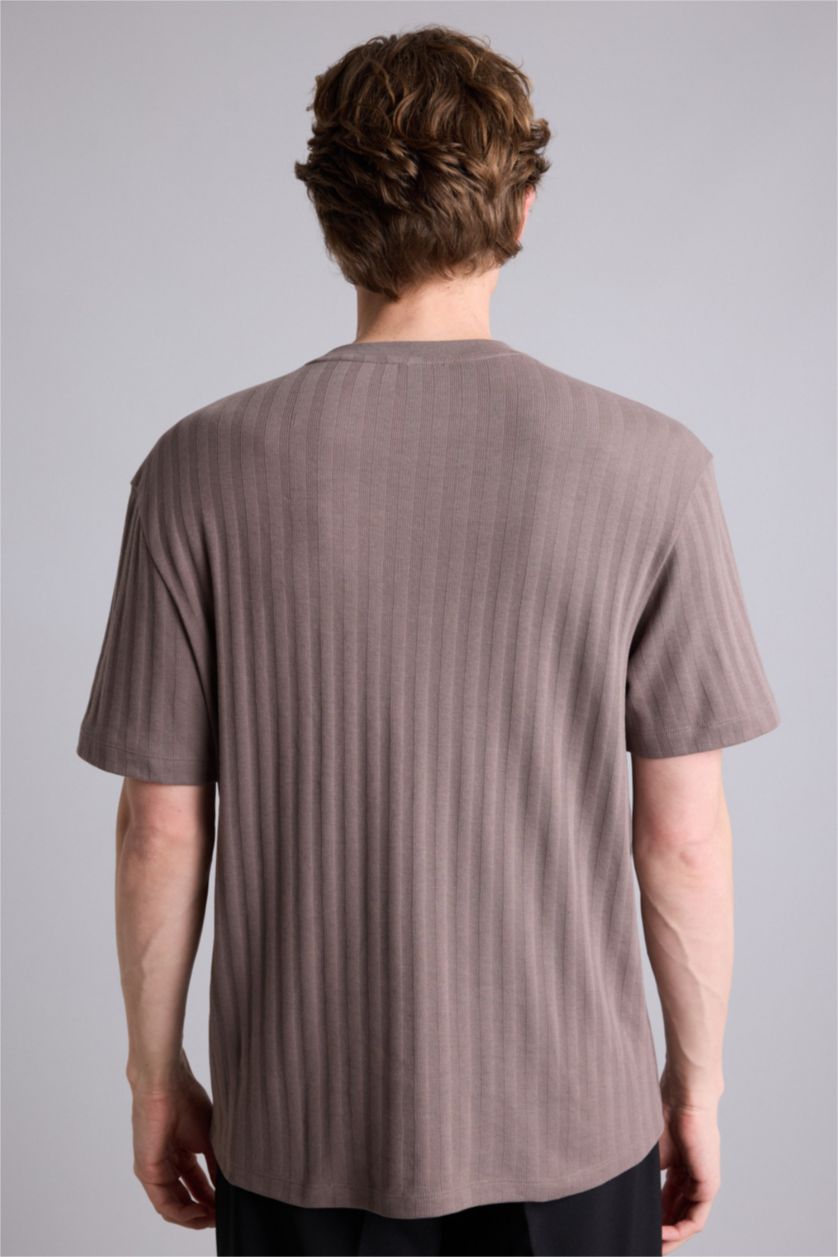 Erkek Açık Kahve Regular Fıt Kısa Kollu Tişört