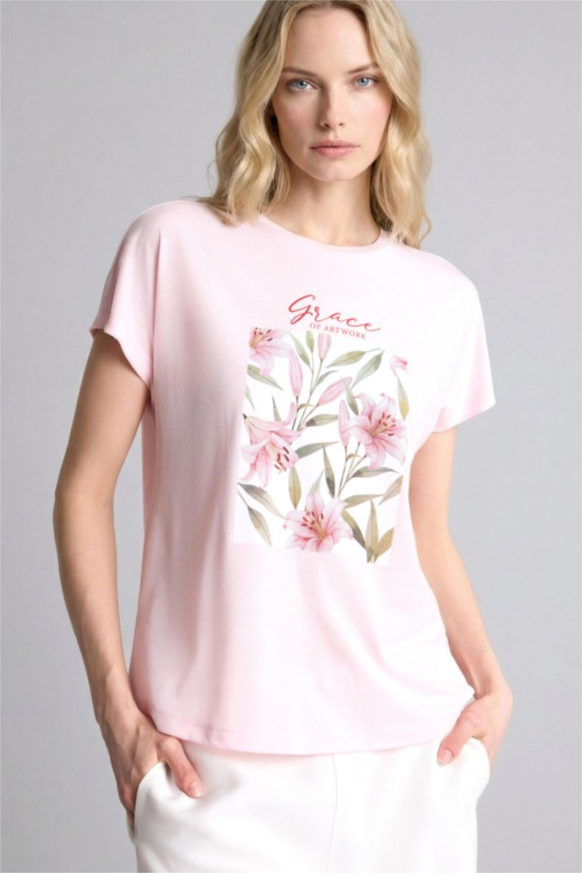 Woman Light Pink Short Sleeve T-Shirt