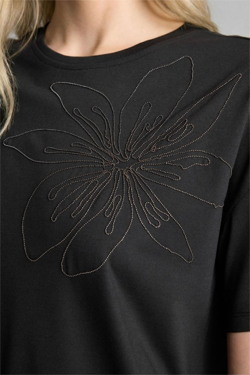 Kadın Siyah Relaxed Fit Kısa kollu Baskılı Tişört