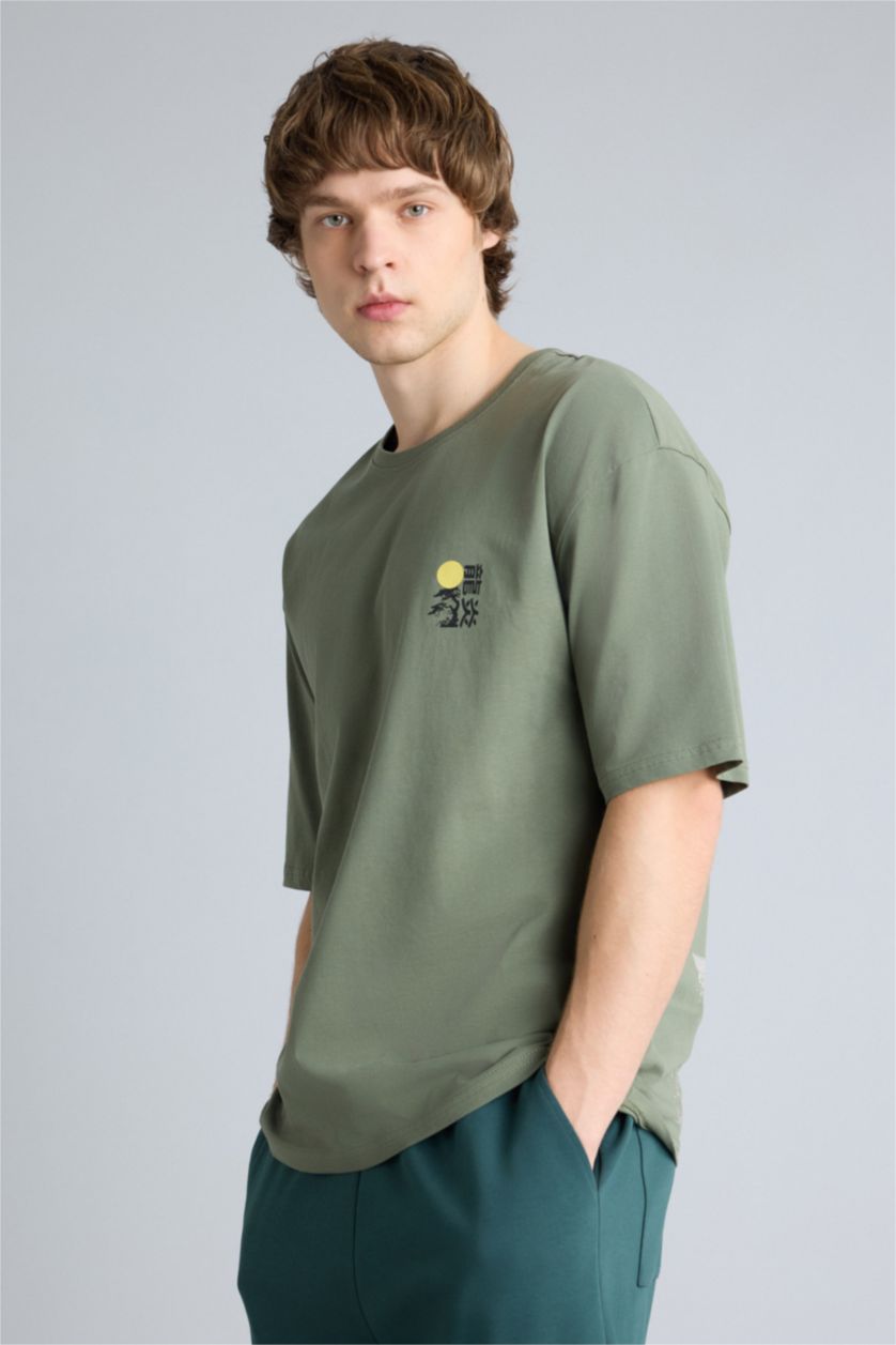 Erkek Haki Boxy Fıt Baskılı Kısa Kollu Tişört