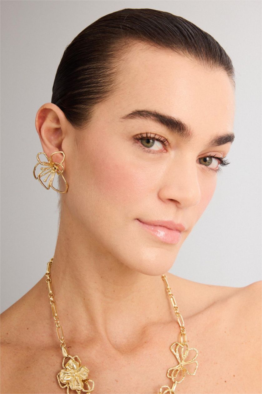 Kadın Altın Kadın Çiçek Desenli Küpe