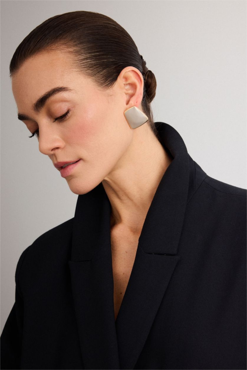 Kadın Duman Kadın Küpe