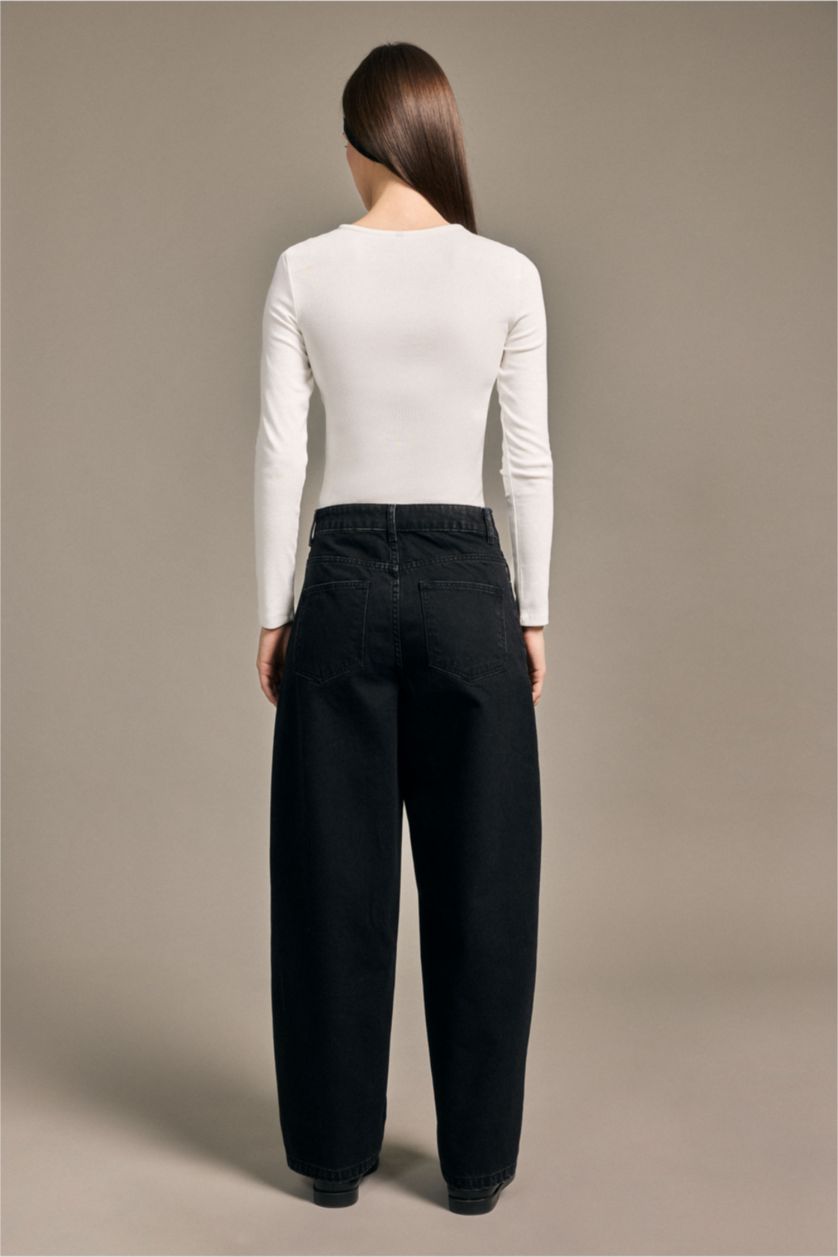 Woman Black Trousers