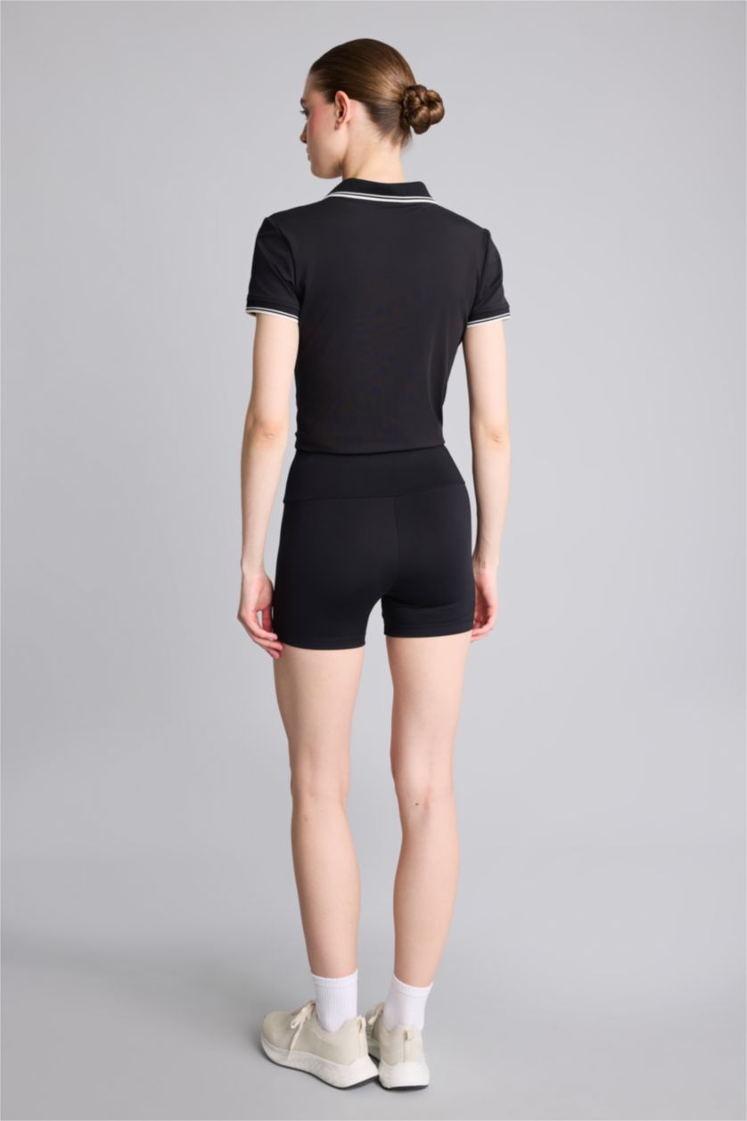 Woman Black ستريج قصير