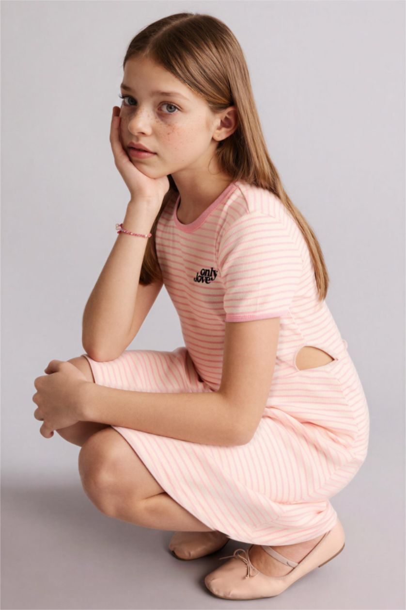 بنات زهري فستان قطن قصة عادية