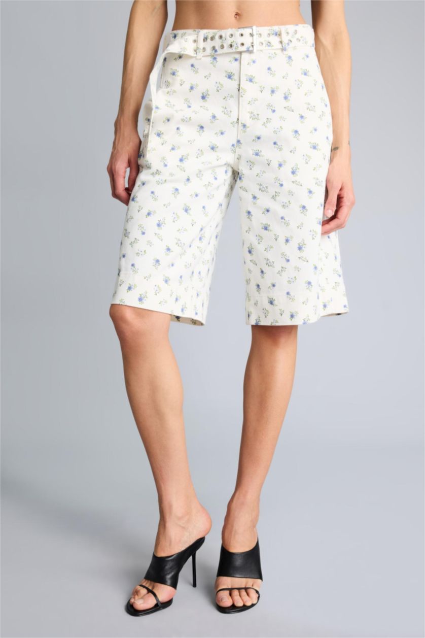 Kadın Kırık Beyaz Afra x Defacto Normal Bel  Gabardin Bermuda