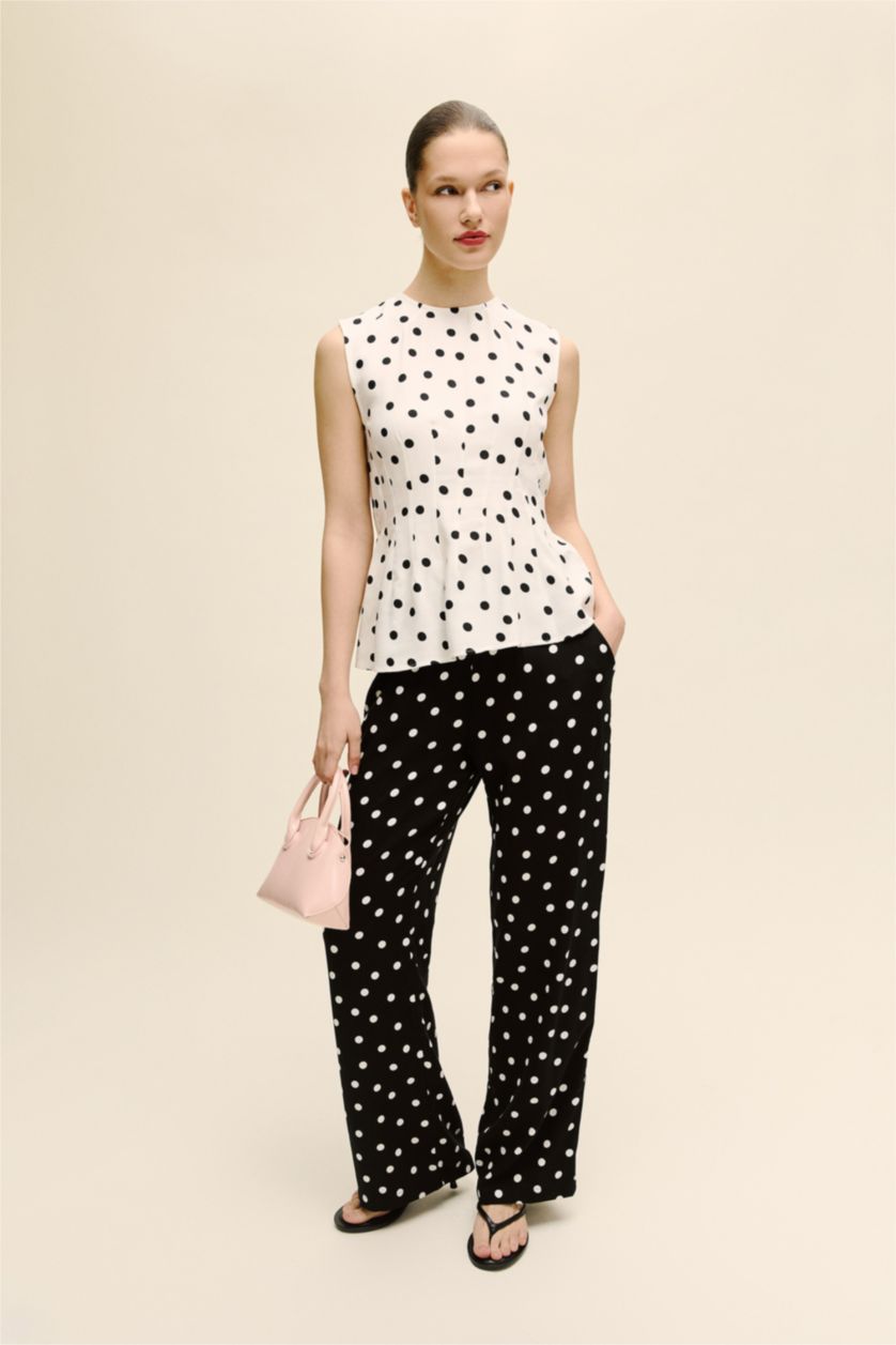 Kadın Ekru Fıtted Bisiklet Yaka Puantiye Belmando Kolsuz Bluz