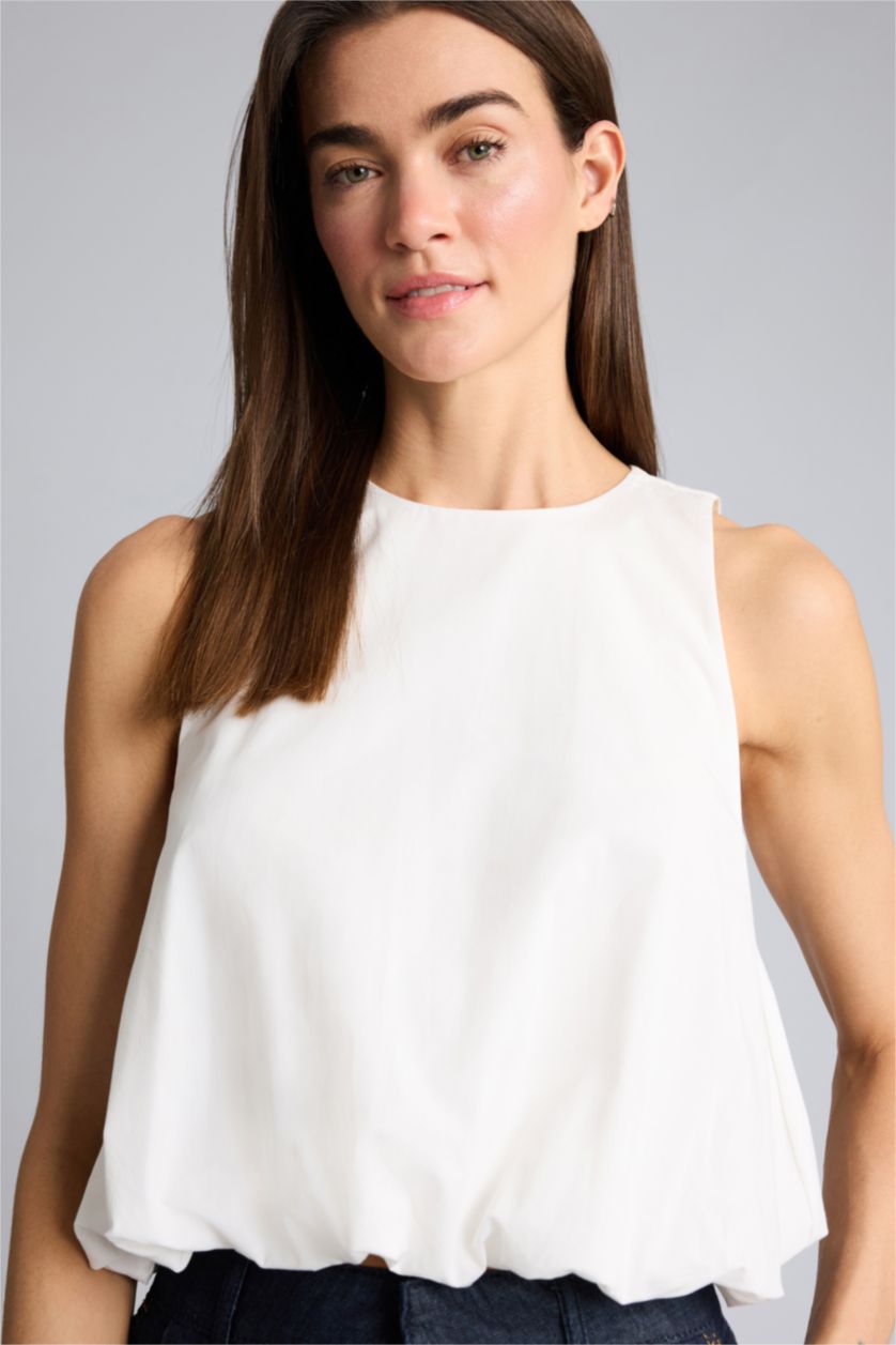 WOMAN White بلوزة كت بوبلين بالون فيت بياقة مستديرة