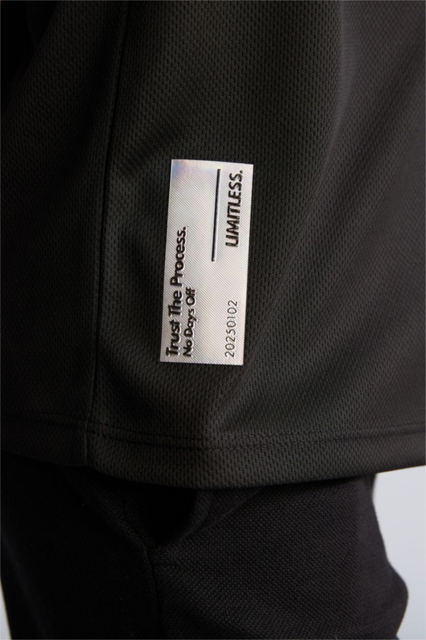 Мальчики и подростки Черный Майка со спортивным принтом для мальчиков