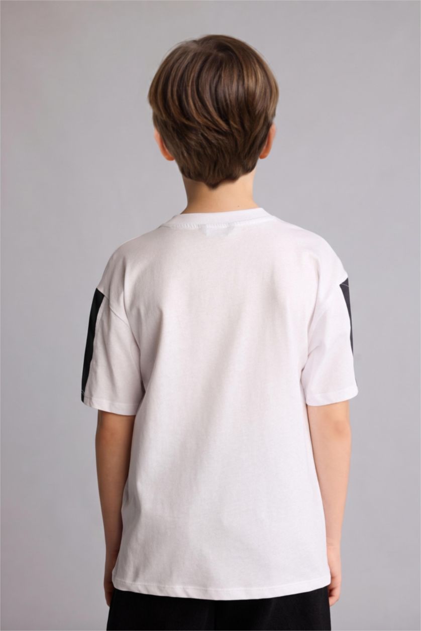 Erkek Çocuk - Genç Erkek Beyaz Oversize Tişört Erkek Çocuk