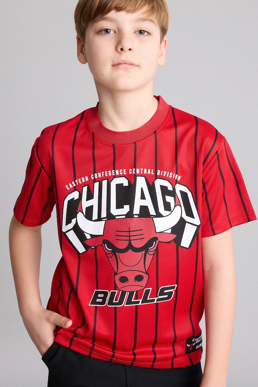 أولاد أحمر New Regular Fit NBA Chicago Bulls Short Sleeve T-Shirt