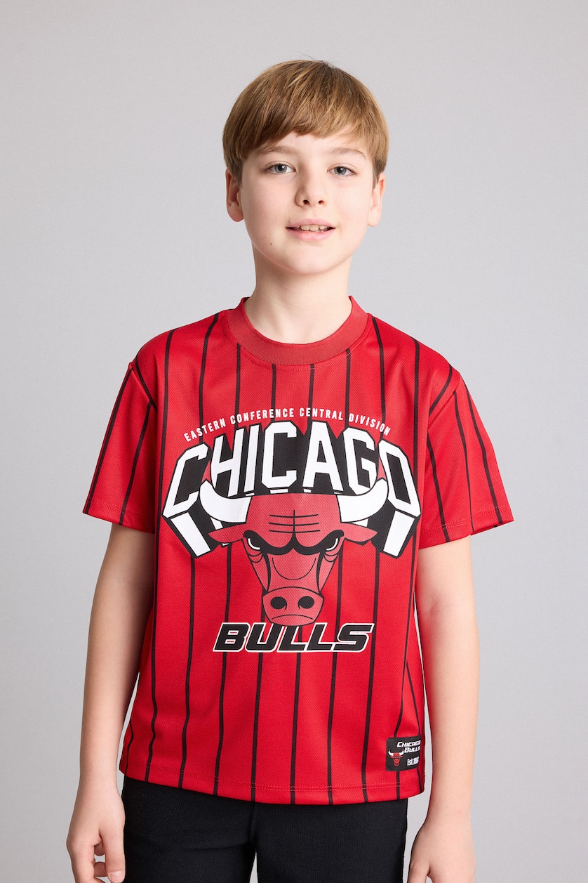 أولاد أحمر New Regular Fit NBA Chicago Bulls Short Sleeve T-Shirt