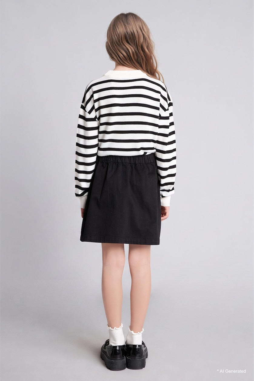 GIRLS & TEENS Black Girl Skirt