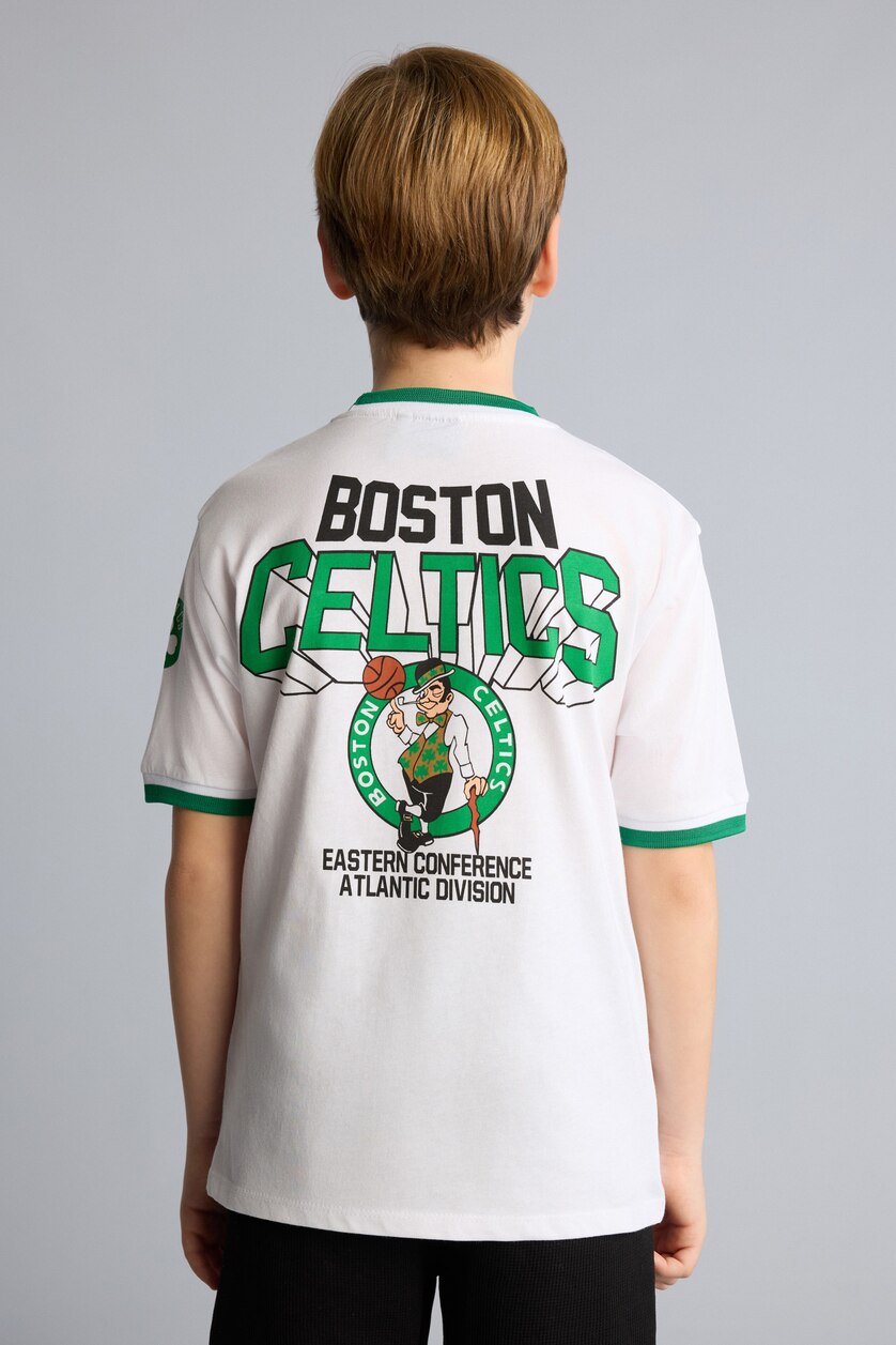 BOYS & TEENS White Regular Fit NBA Boston Celtics Short Sleeve T-Shirt