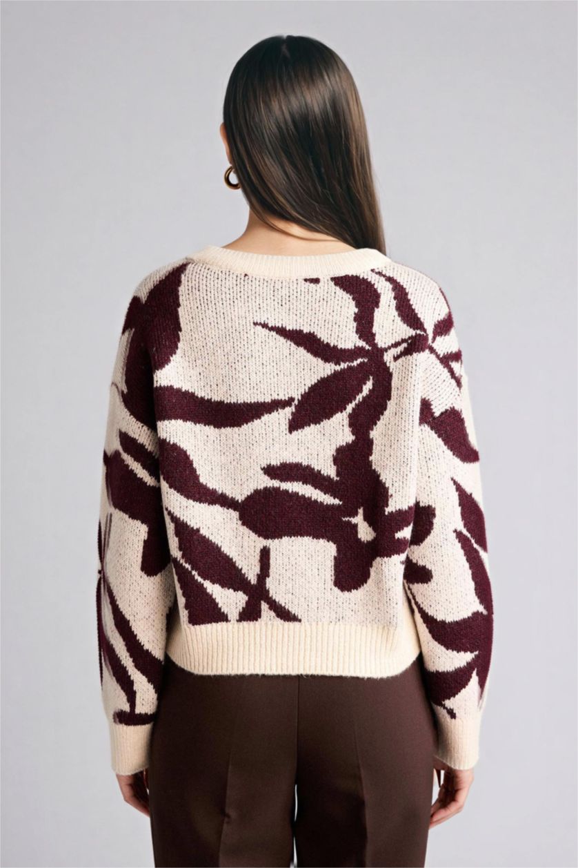Kadın Ekru Desenli Triko Kazak
