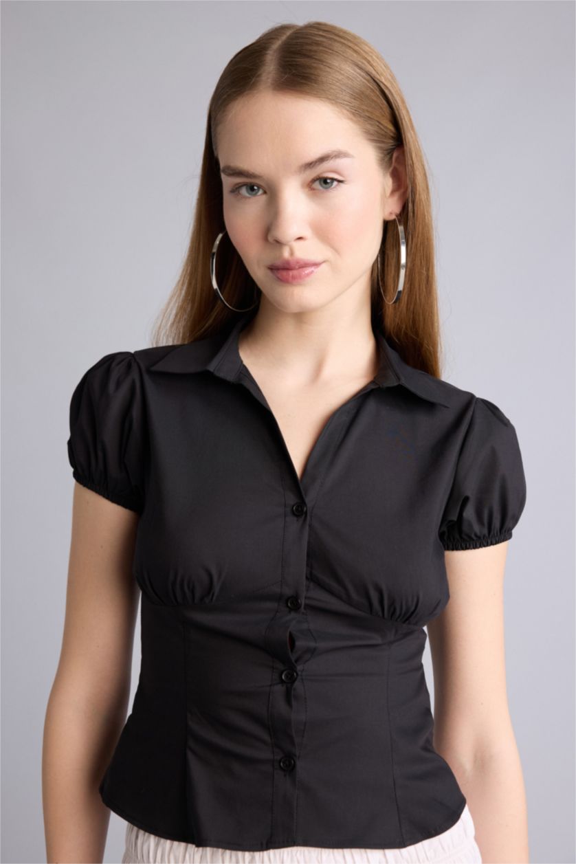 Kadın Siyah Fıtted Gömlek Yaka Kısa Kollu Gömlek