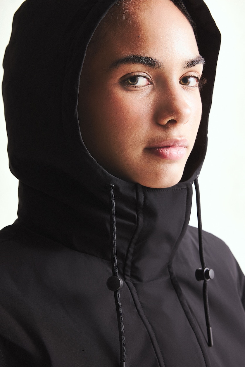 Woman Black Regular Fit Waterproof Long Jacket