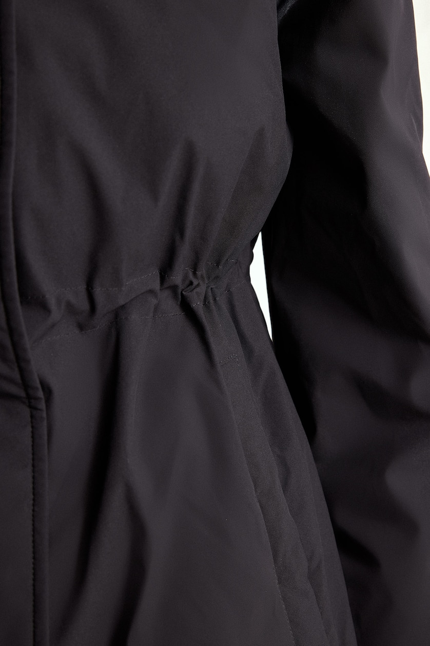 Woman Black Regular Fit Waterproof Long Jacket