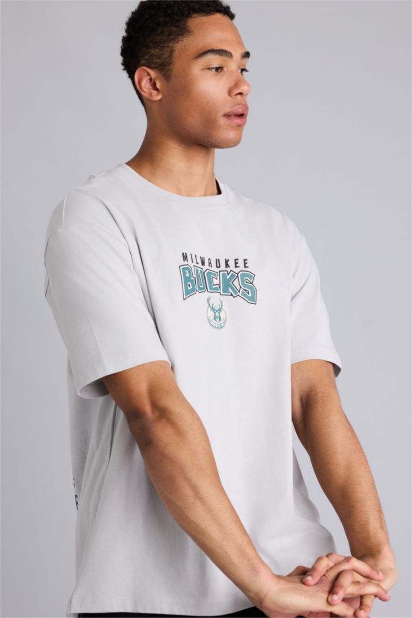 Erkek Açık Gri Overshirt NBA Fit Tişört