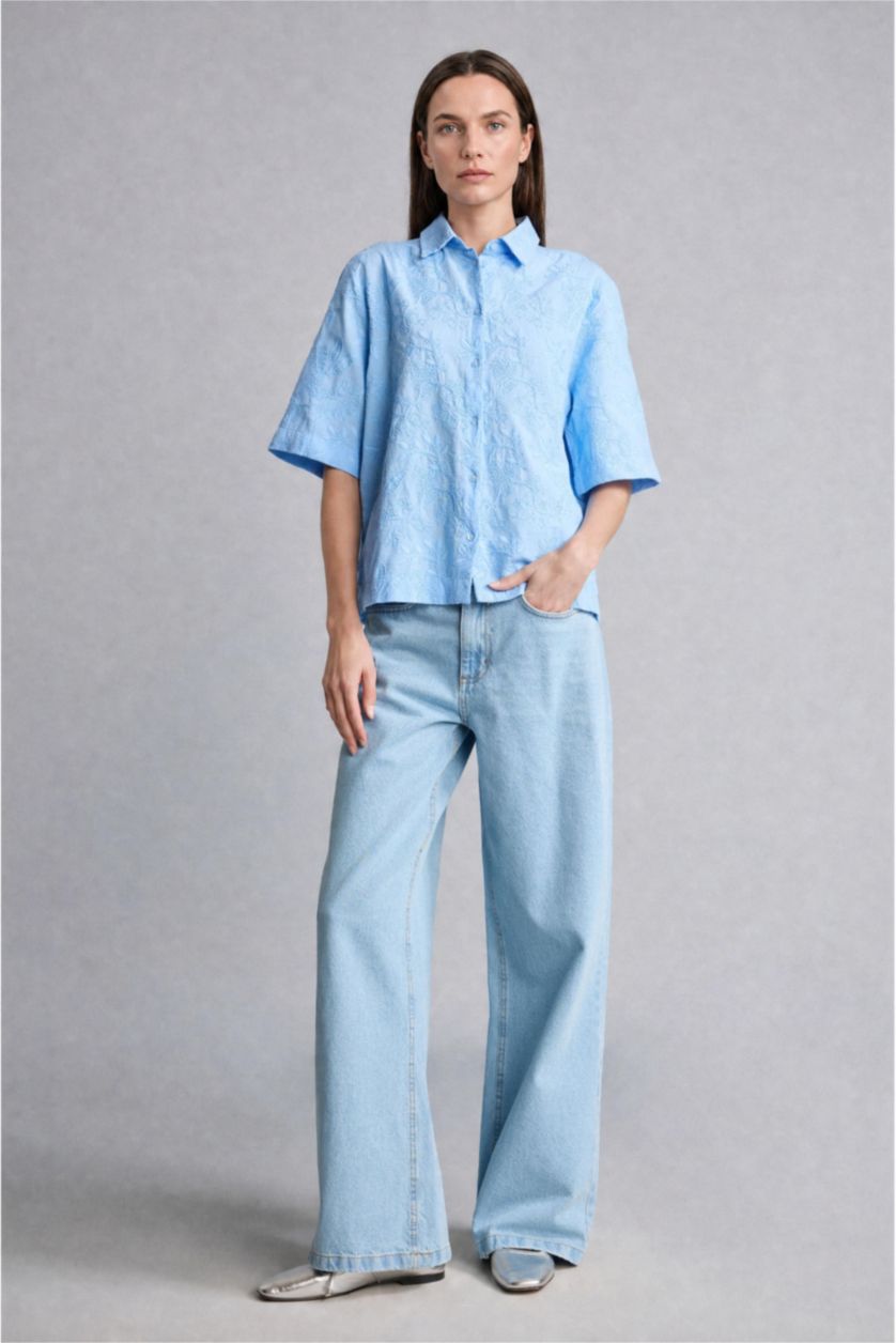 Kadın Açık Mavi Relaxed Fit Brode Kısa Kollu Gömlek