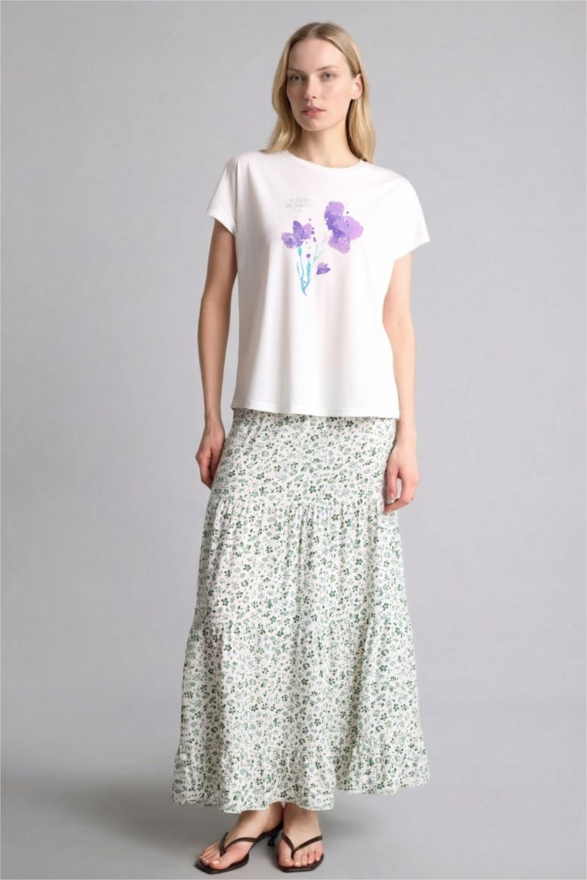 Kadın Ekru Kısa kollu Çiçek desenli Tişört