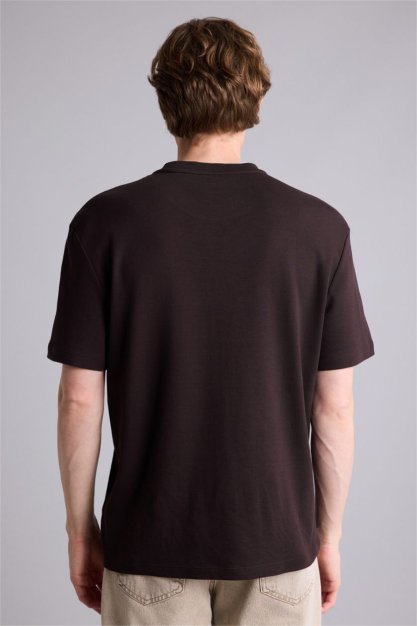 Erkek Kahve Kısa Kollu Tişört