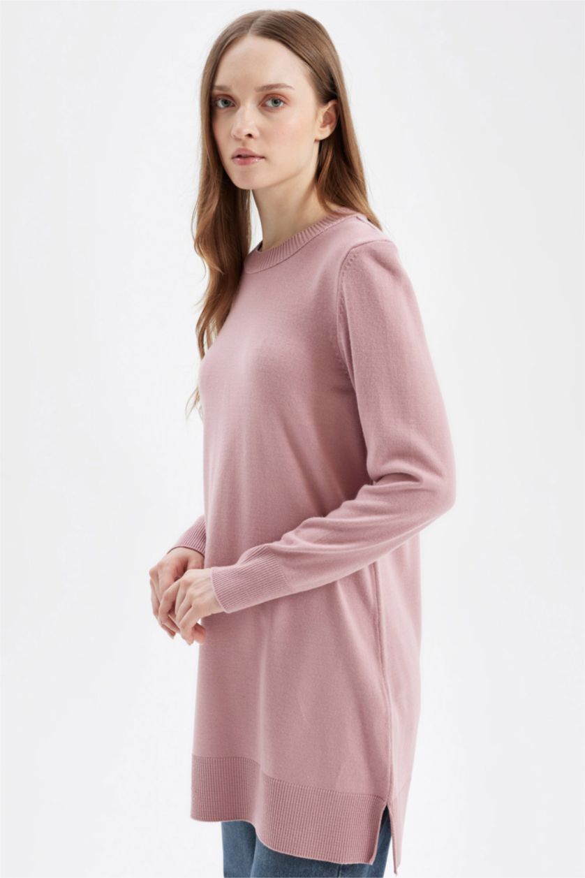 Kadın Gülkurusu Regular Fit Bisiklet Yaka Yırtmaçlı Basic Düz Triko Kazak Tunik