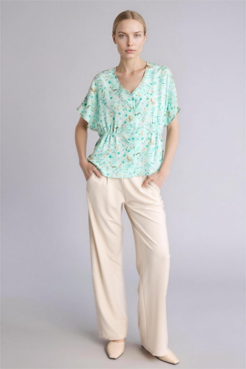 Kadın Ekru Relaxed Fit Baskılı Gömlek