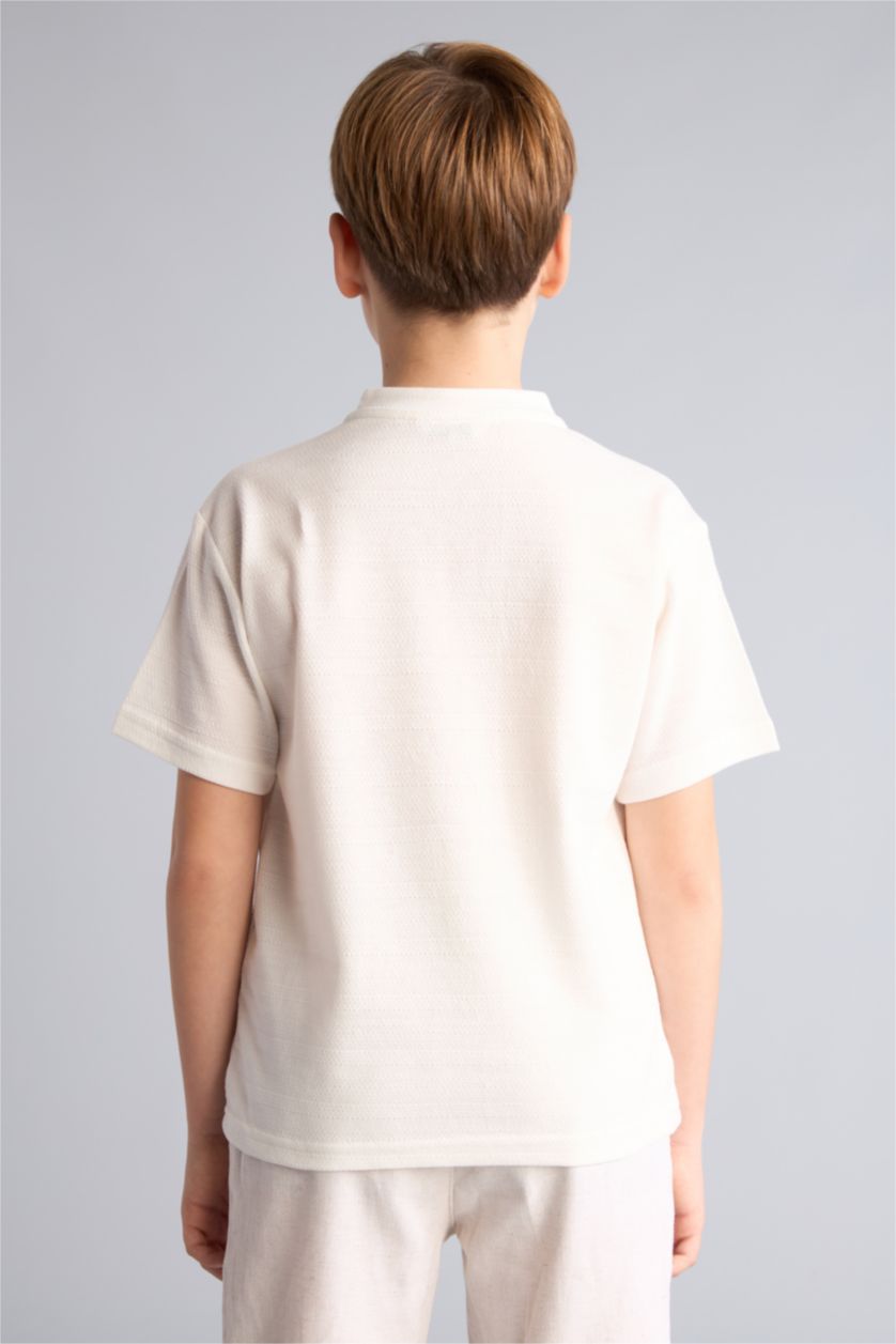 أولادي بيج فاتح تيشيرت اولادي نص كم قصة عادية بياقة عالية