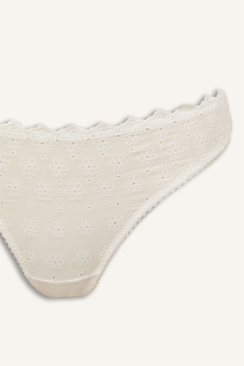 Kadın Kırık Beyaz Brode Slip Külot