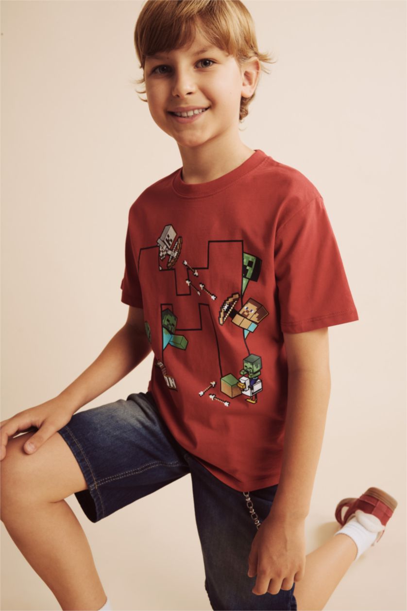 Young Boys - Teen Boys Red Oversize Fit Minecraft Licensed Short Sleeve T-Shirt