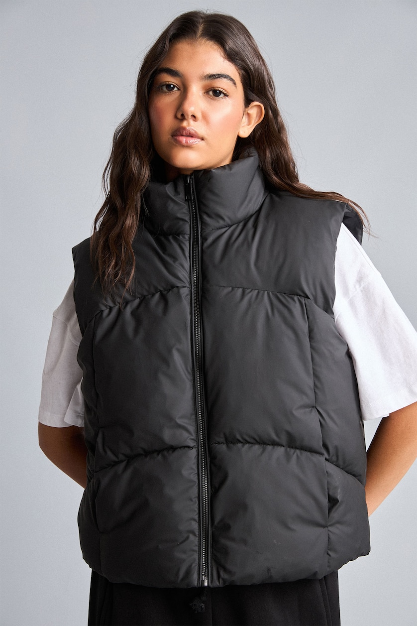 Әйелдерге қара Regular Fit жилет
