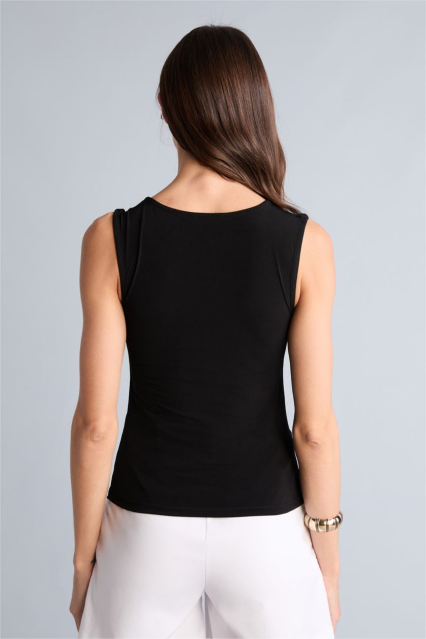 WOMAN Black تانك توب سليم فيت بياقة مكشوف