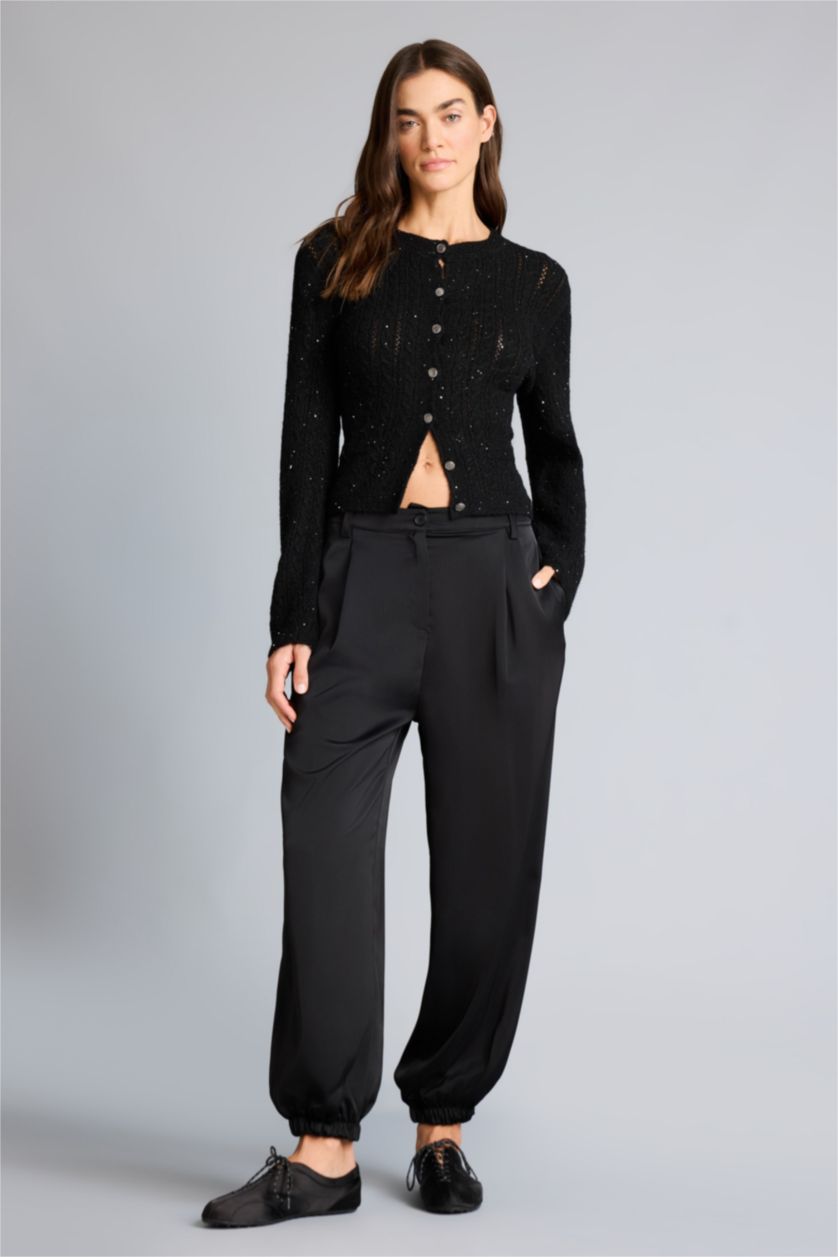 Kadın Siyah Regular Fıt Bisiklet Yaka Ajurlu Hırka