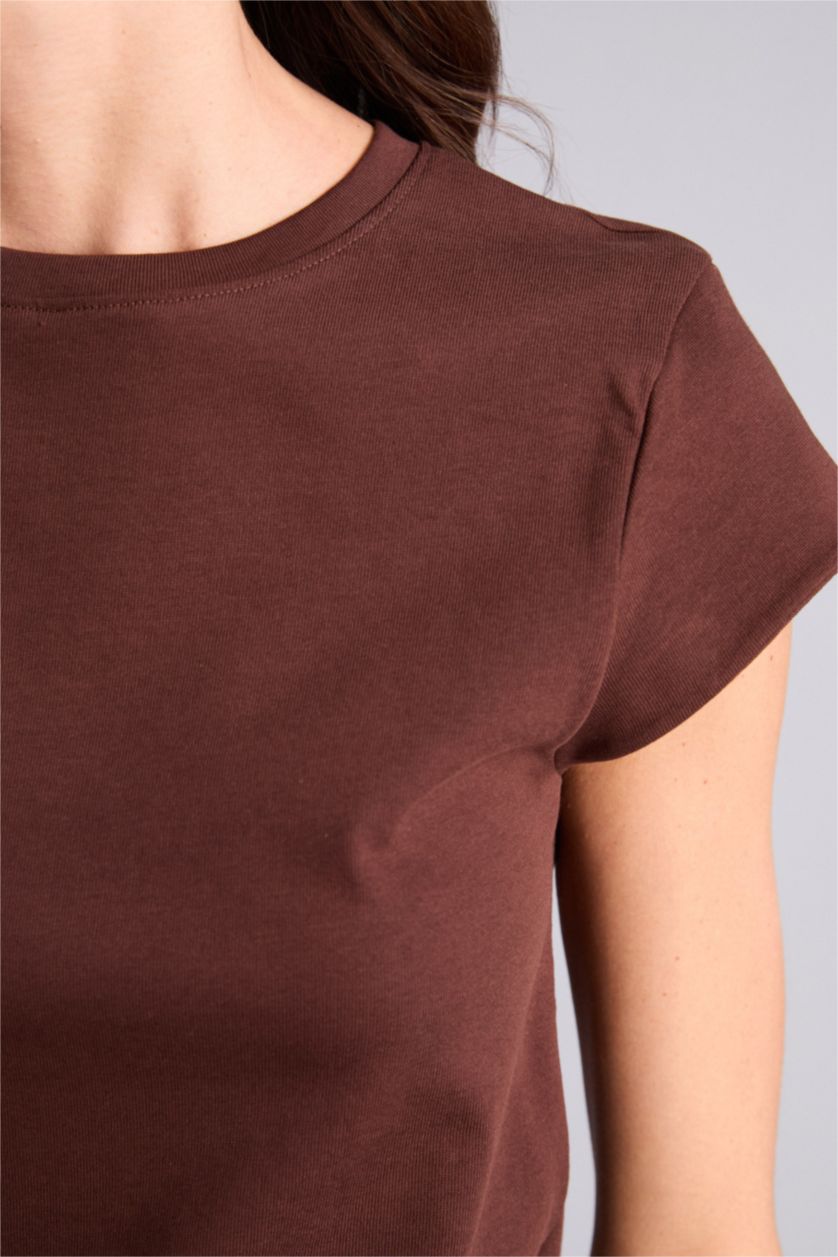 Kadın Kahve Basıc Kısa Kollu Tişört