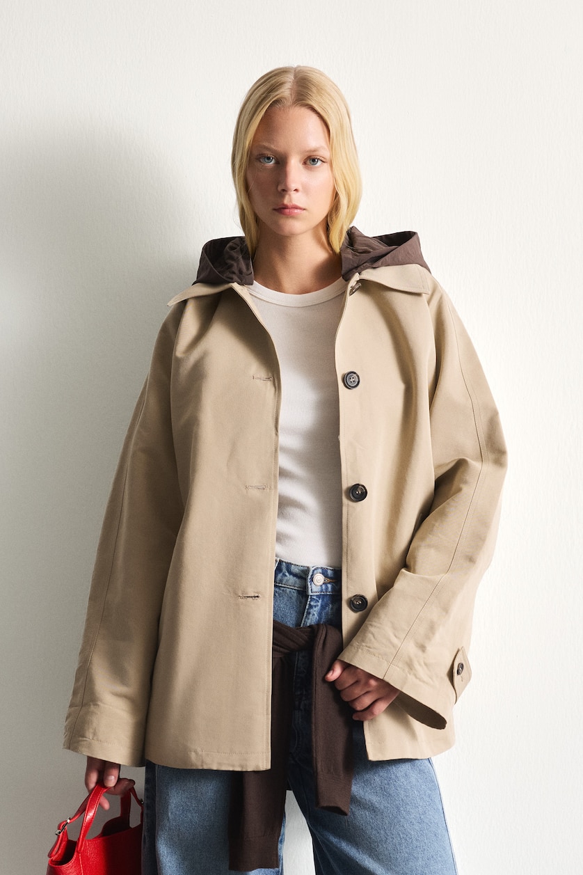 Woman Beige Button up Trenchcoat