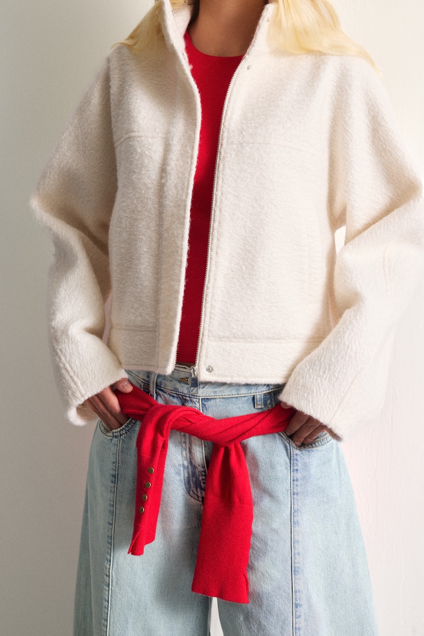 Women Ecru Regular Fit Textured Cashmere Polo Collar Short Coat