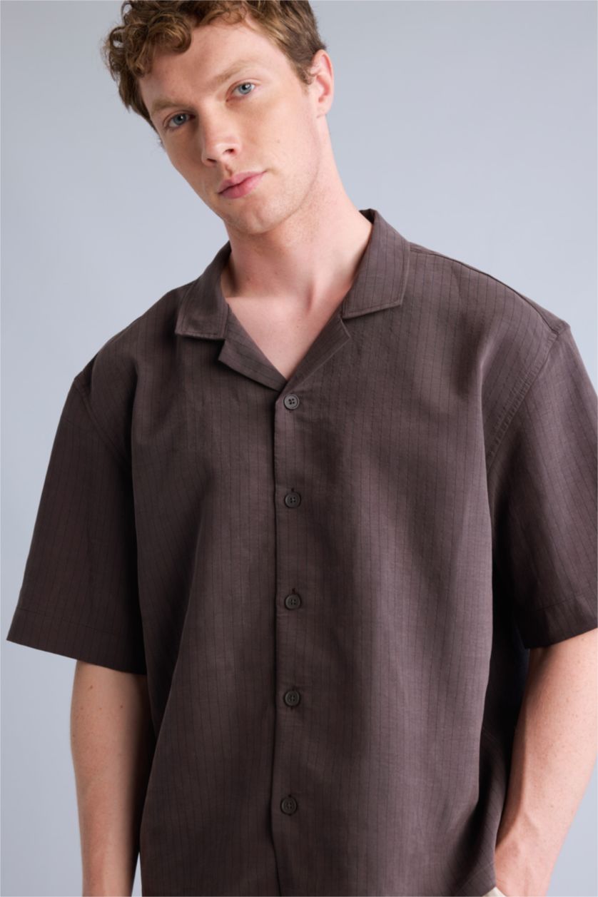 Men Light Brown Boxy Fit Woven Short Sleeve Shirt