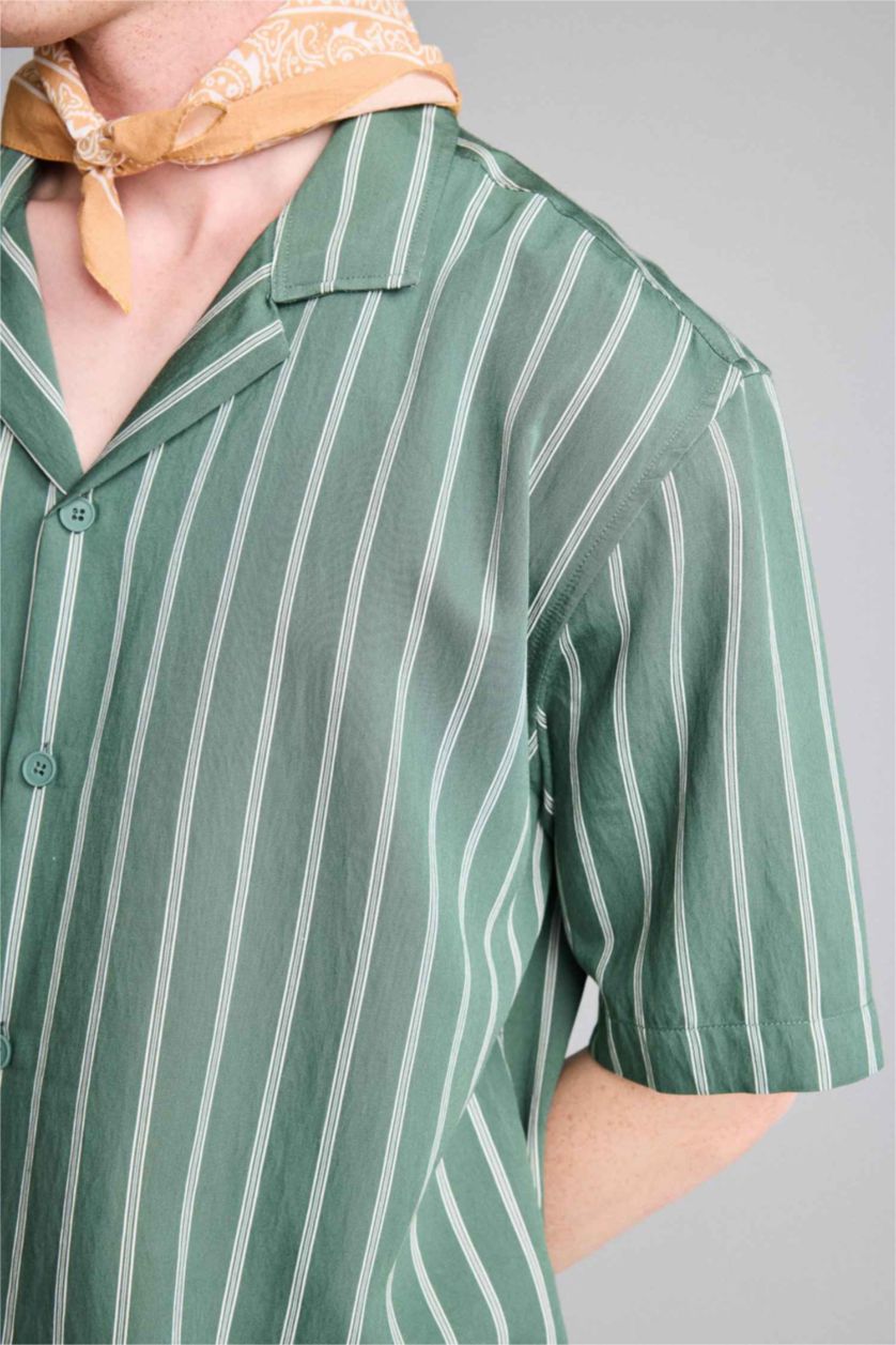 Erkek Yeşil Boxy Fit Kısa kollu Gömlek