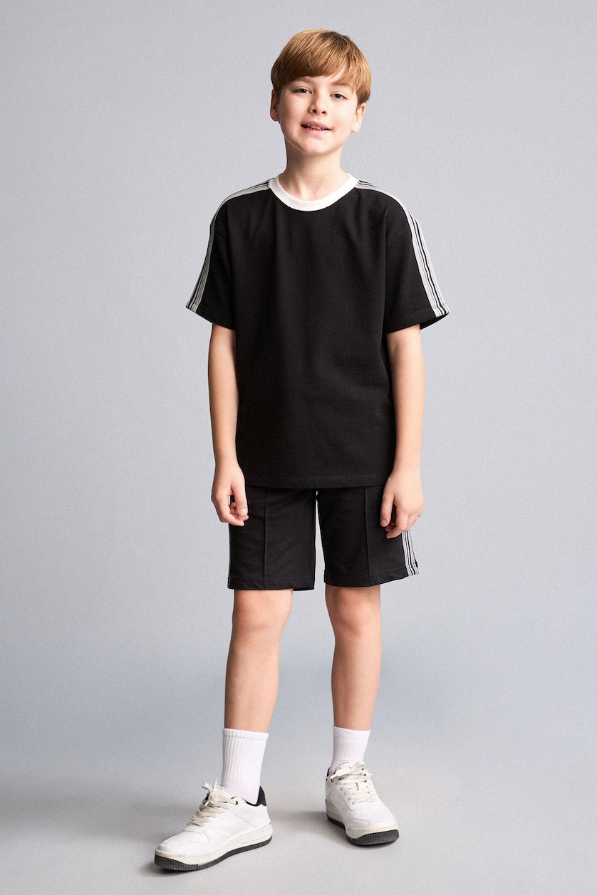 GARÇONS Noir Short au-dessus du genou Coupe régulière pour garçon
