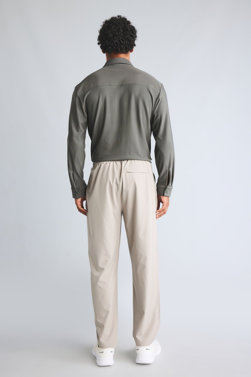 Men Grey Standard Fit Stretch Fabric Trousers