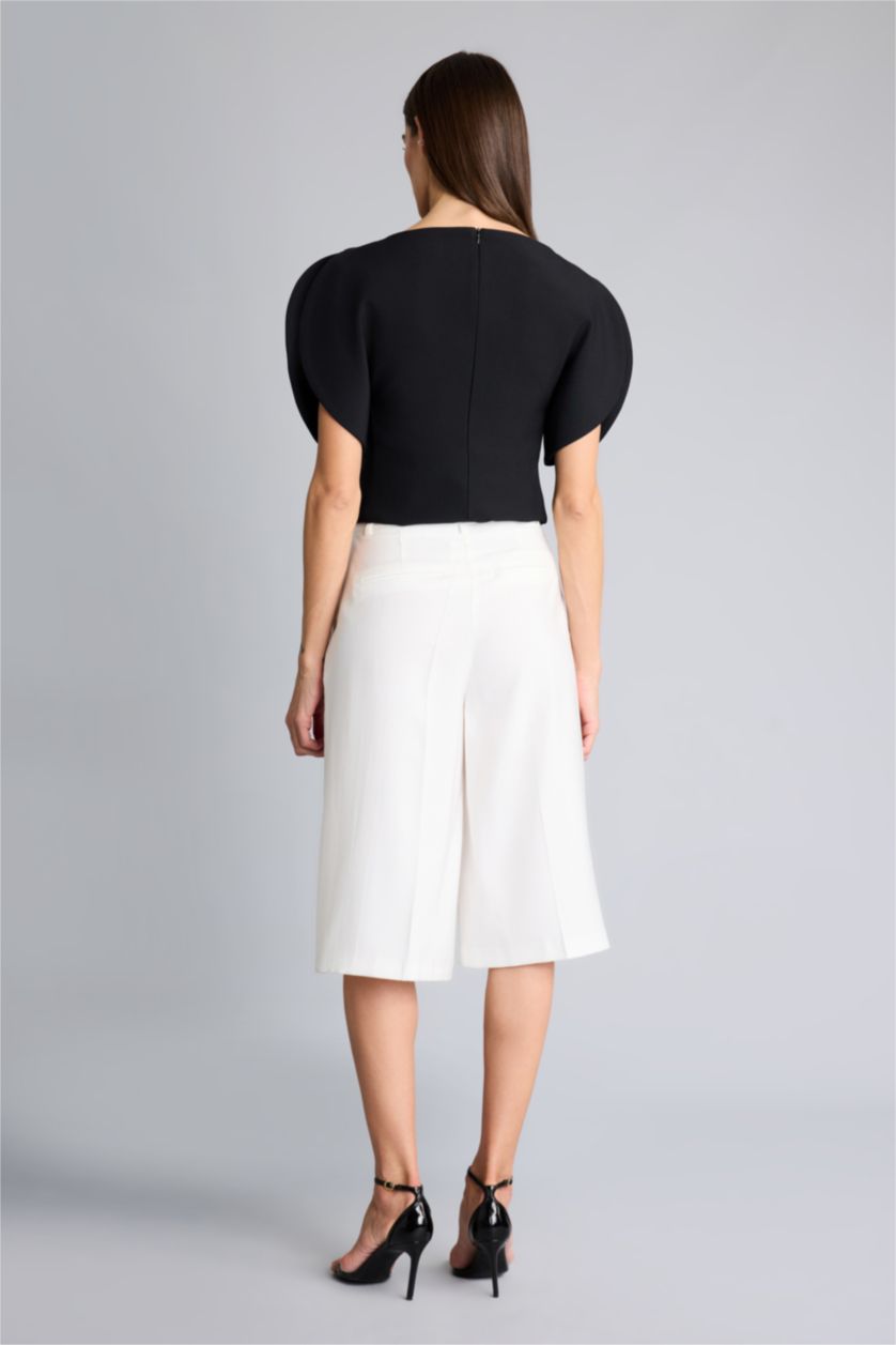 Kadın Ekru Afra x Defacto Normal Bel Tencel Şort