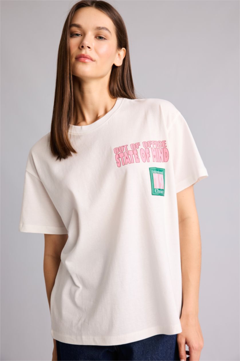 WOMAN White Oversize Fit Short Sleeve T-Shirt