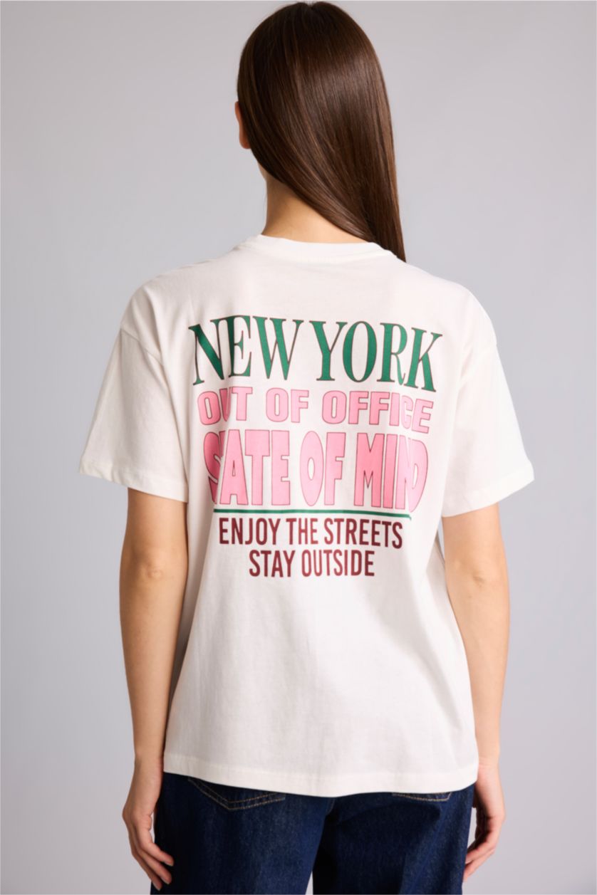 WOMAN White Oversize Fit Short Sleeve T-Shirt