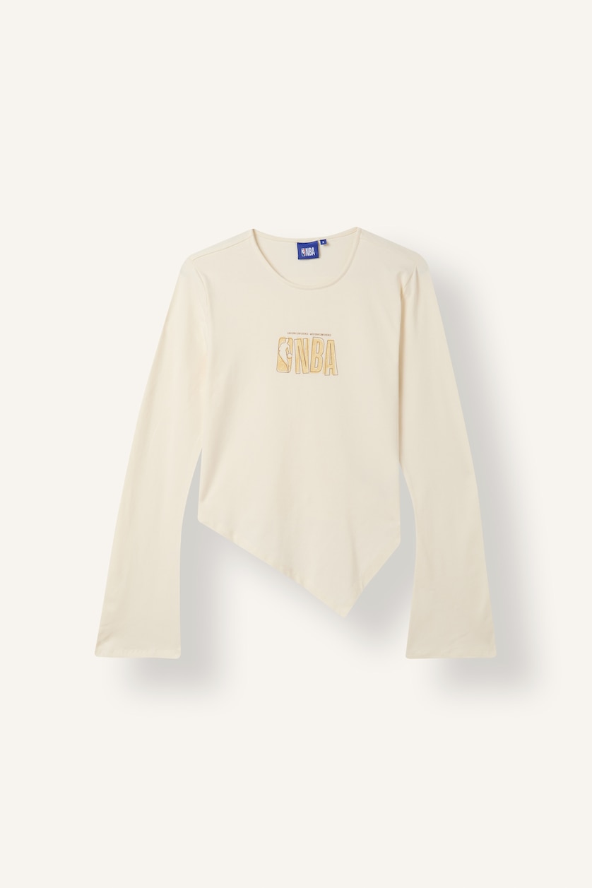 Women Ecru Standard Fit NBA Wordmark Crew Neck Long Sleeve T-Shirt