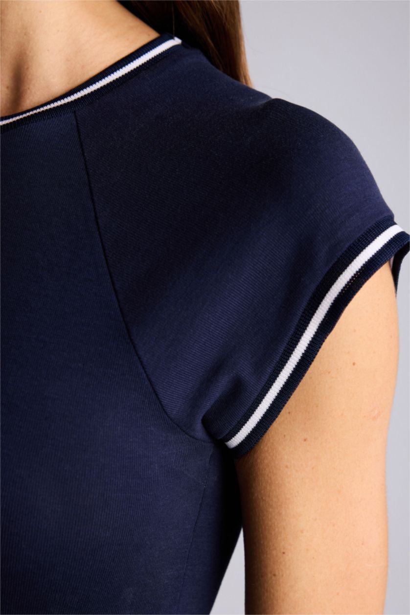 Kadın Lacivert Regular Fıt Ribana Kısa Kollu Tişört